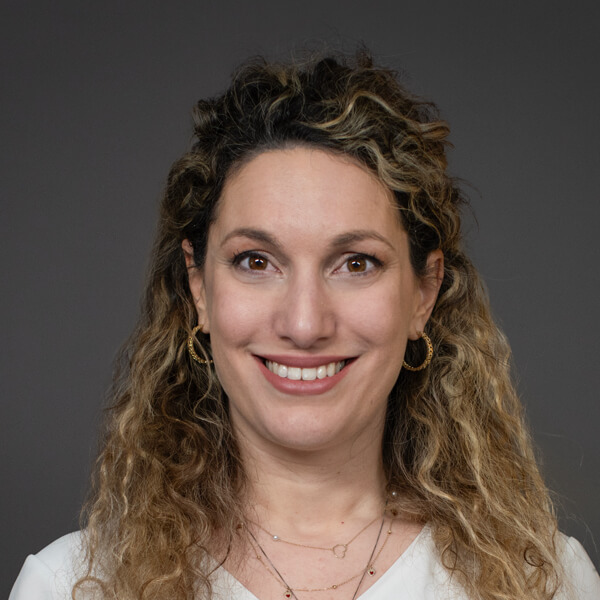 Image of Nelie Loufakis